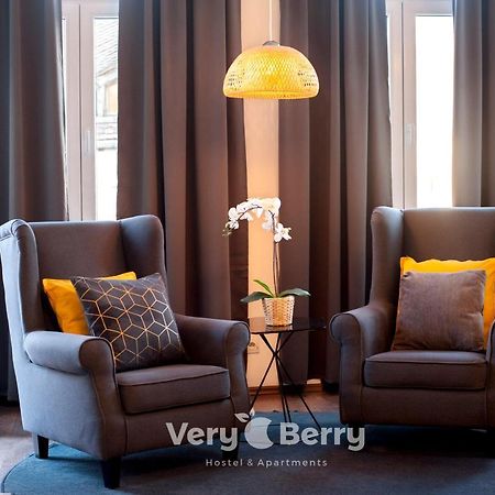Apartmán Very Berry - Garbary 27 - Apartament Z Balkonem, Old City, Check In 24H Poznaň Exteriér fotografie